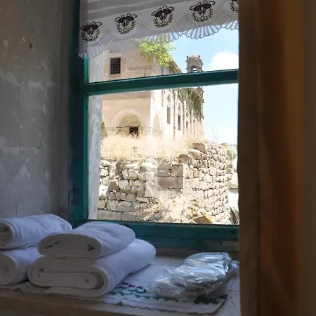 Cemil Koyu Cave House Urgup