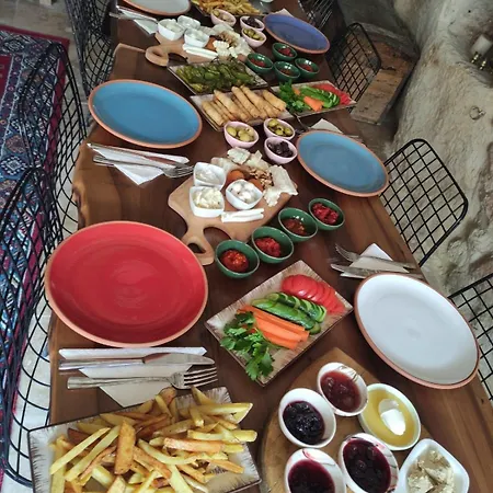 Cemil Koyu Cave House
